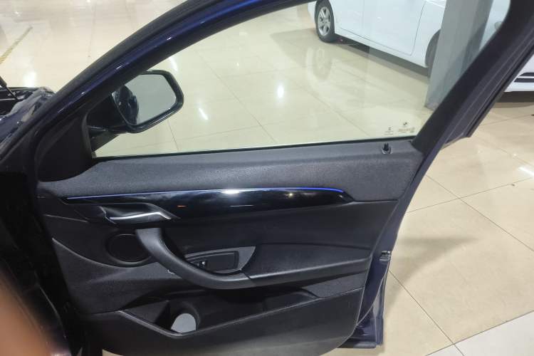 Used BMW X2 2019 sDrive20i M Sport Package China VI Emission Standard Interior 5