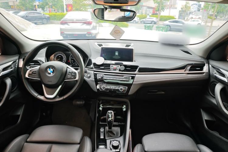 Used BMW X2 2019 sDrive20i M Sport Package China VI Emission Standard Interior 6