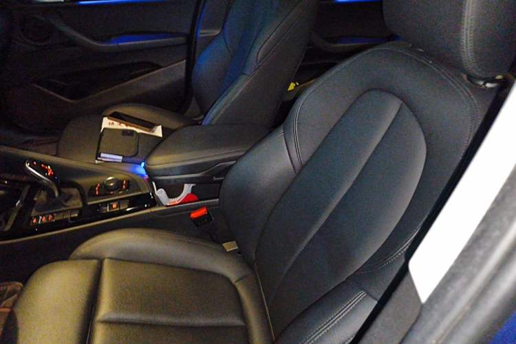 Used BMW X2 2019 sDrive25i Leading Edition M Sport Package China VI Left Front Seat