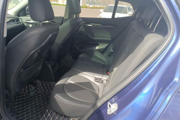 Used BMW X2 2019 sDrive20i M Sport Package China VI Emission Standard Left Rear Seat