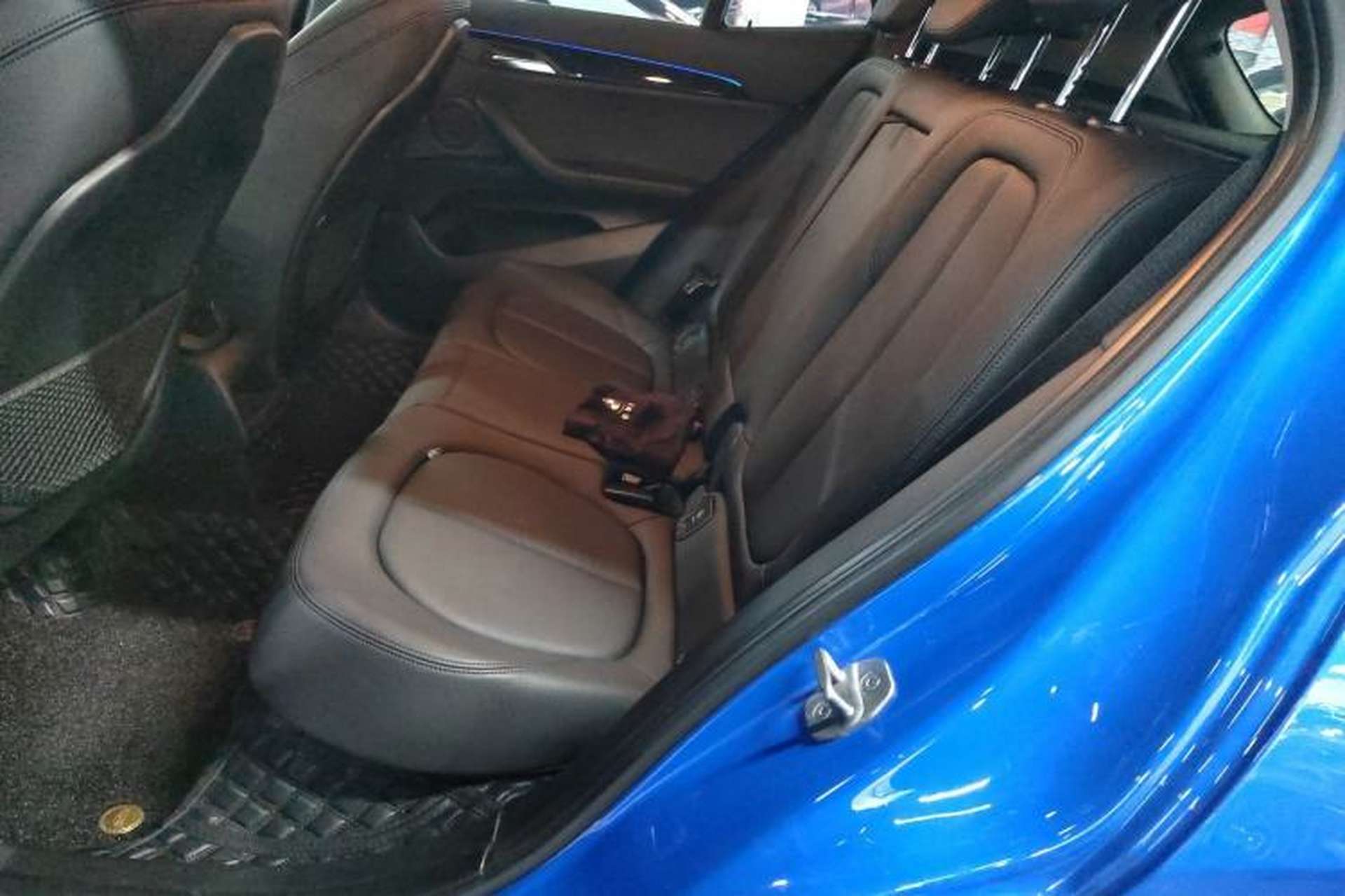 Used BMW X2 2019 sDrive20i M Sport Package China VI Emission Standard Left Rear Seat