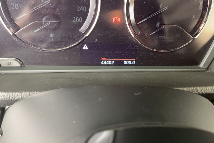 Used BMW X2 2019 sDrive20i M Sport Package China VI Emission Standard Odometer Close Up