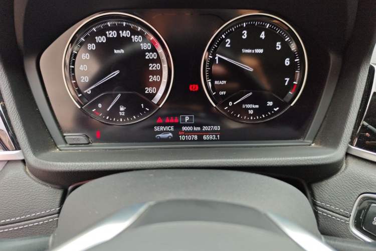 Used BMW X2 2019 sDrive20i M Sport Package China VI Emission Standard Odometer Close Up