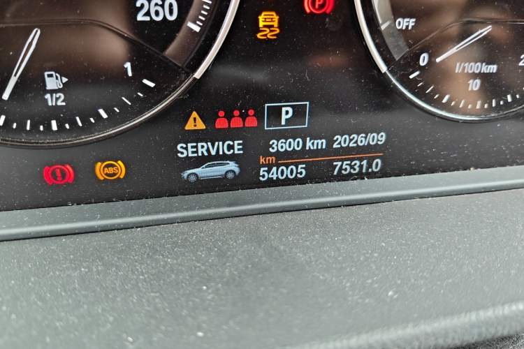 Used BMW X2 2019 sDrive20i M Sport Package China VI Emission Standard Odometer Close Up