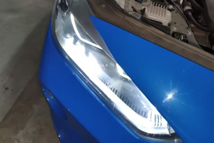 Used BMW X2 2019 sDrive20i M Sport Package China VI Emission Standard Right Front Headlight