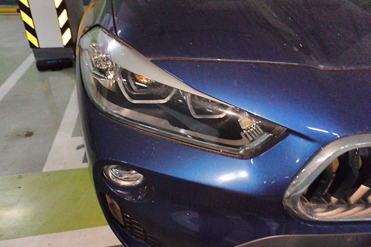 Used BMW X2 2019 sDrive25i Leading Edition M Sport Package China VI Right Front Headlight