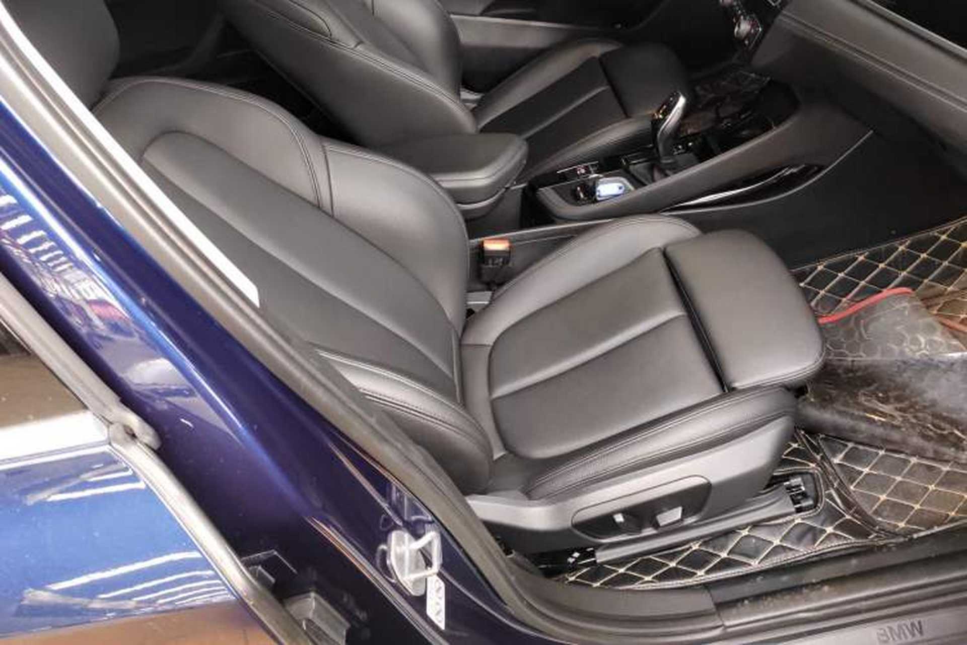 Used BMW X2 2019 sDrive25i Leading Edition M Sport Package China VI Right Front Seat
