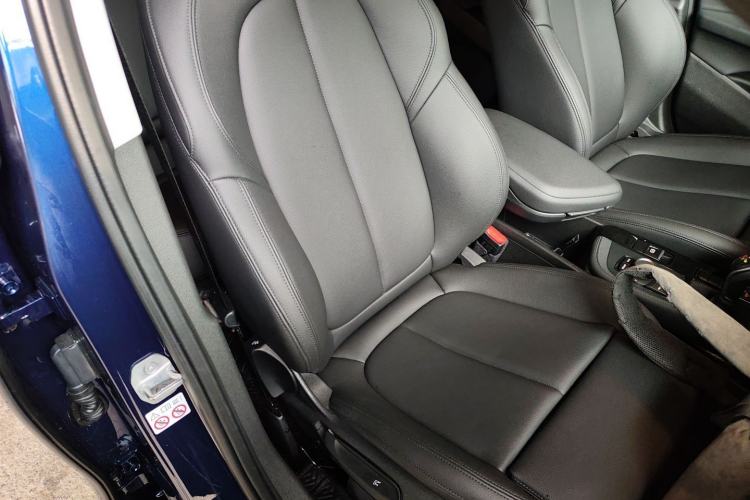 Used BMW X2 2019 sDrive20i M Sport Package China VI Emission Standard Right Front Seat