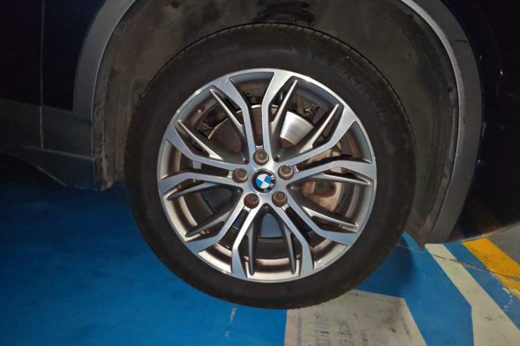 Used BMW X2 2019 sDrive25i Leading Edition M Sport Package China VI Right Front Wheel Hub