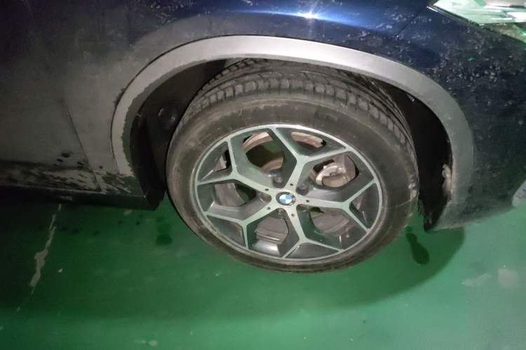 Used BMW X2 2019 sDrive20i M Sport Package China VI Emission Standard Right Front Wheel Hub