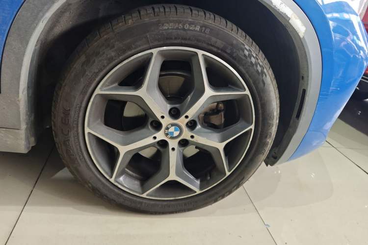 Used BMW X2 2019 sDrive20i M Sport Package China VI Emission Standard Right Rear Wheel Hub