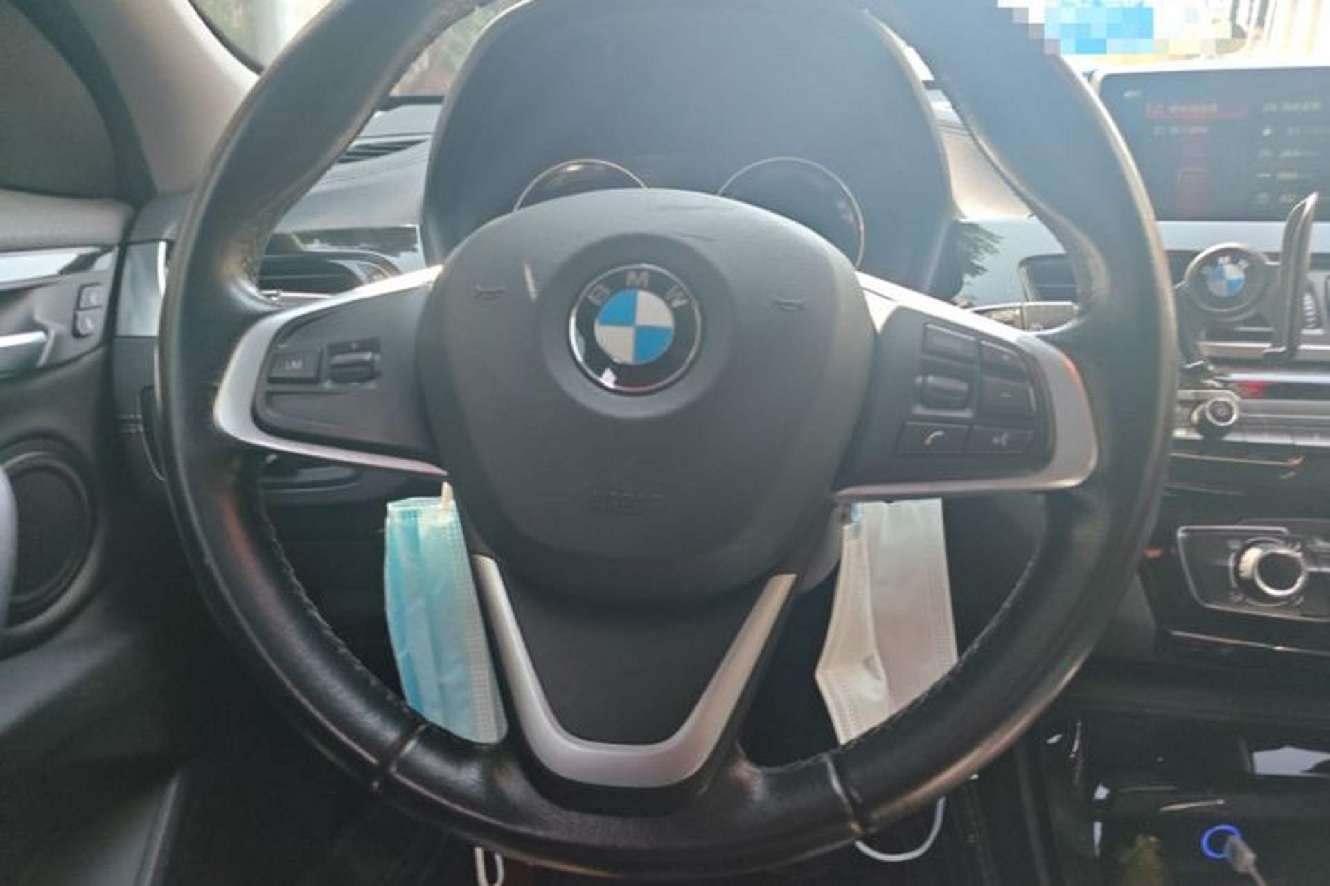 Used BMW X2 2019 sDrive20i M Sport Package China VI Emission Standard Steering Wheel