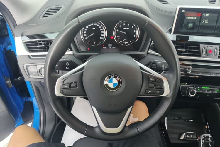 Used BMW X2 2019 sDrive20i M Sport Package China VI Emission Standard Steering Wheel