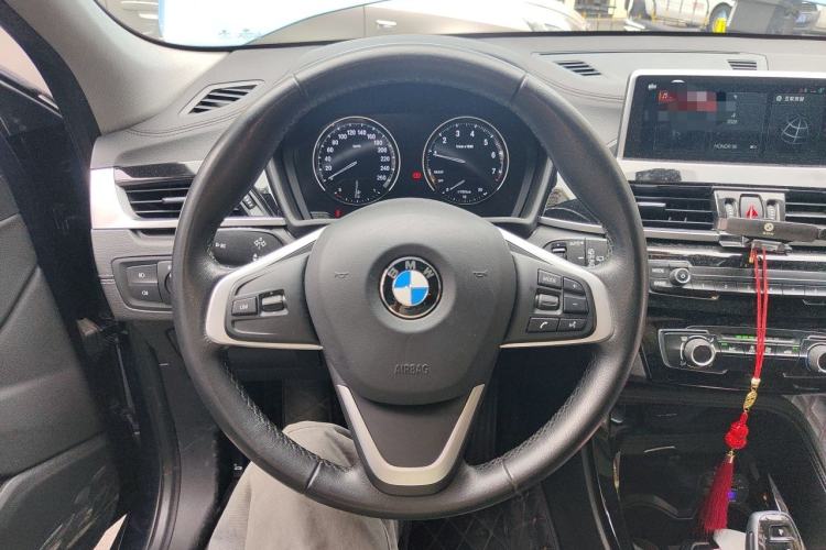 Used BMW X2 2019 sDrive20i M Sport Package China VI Emission Standard Steering Wheel