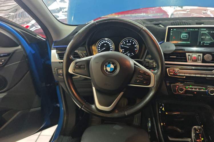 Used BMW X2 2019 sDrive20i M Sport Package China VI Emission Standard Steering Wheel