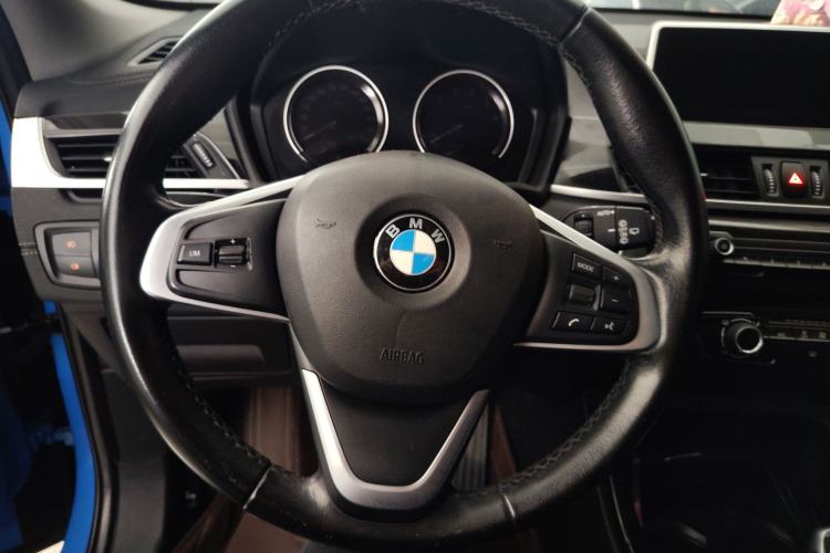 Used BMW X2 2019 sDrive20i M Sport Package China VI Emission Standard Steering Wheel