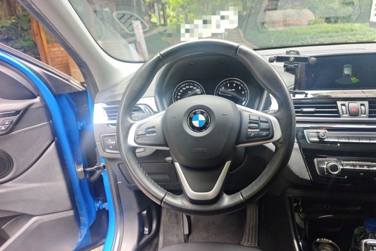 Used BMW X2 2019 sDrive20i M Sport Package China VI Emission Standard Steering Wheel