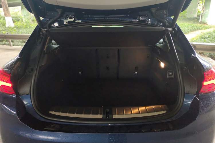 Used BMW X2 2019 sDrive20i M Sport Package China VI Emission Standard Trunk