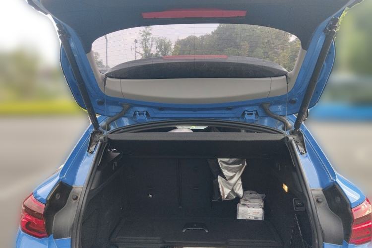 Used BMW X2 2019 sDrive20i M Sport Package China VI Emission Standard Trunk