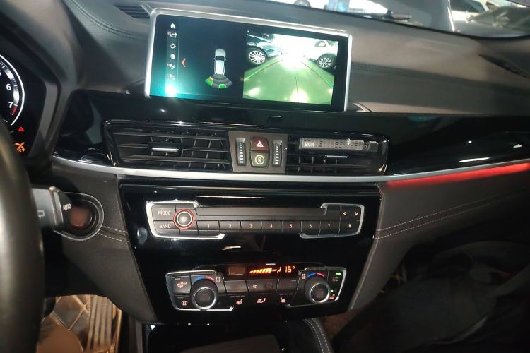 Used BMW X2 2019 xDrive25i M Sport Package China VI Audio And AC Panel