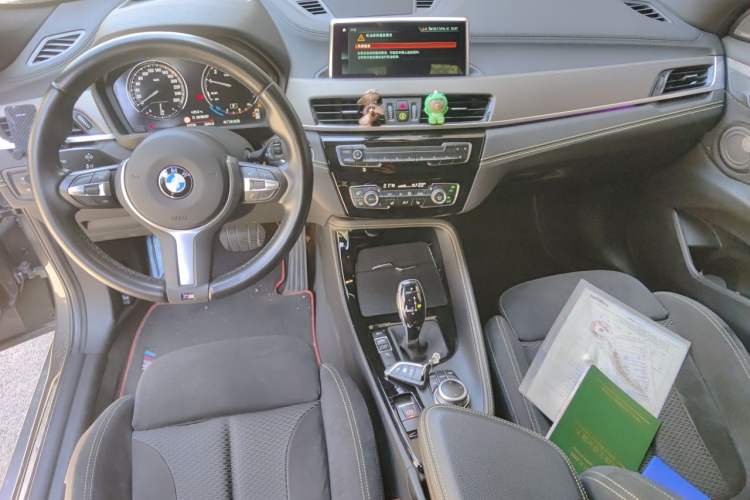 Used BMW X2 2019 xDrive25i M Sport Package China VI Center Console