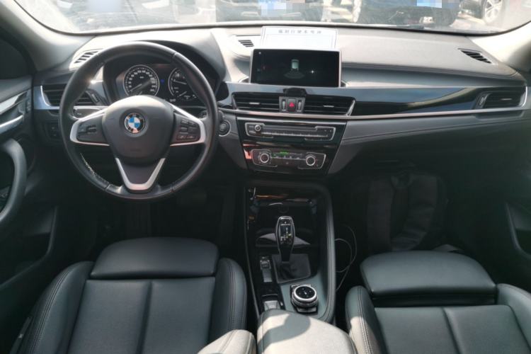 Used BMW X2 2019 sDrive20i M Sport Package China VI Emission Standard Center Console