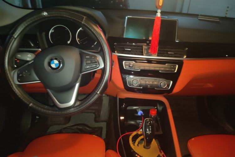 Used BMW X2 2019 sDrive20i M Sport Package China VI Emission Standard Center Console