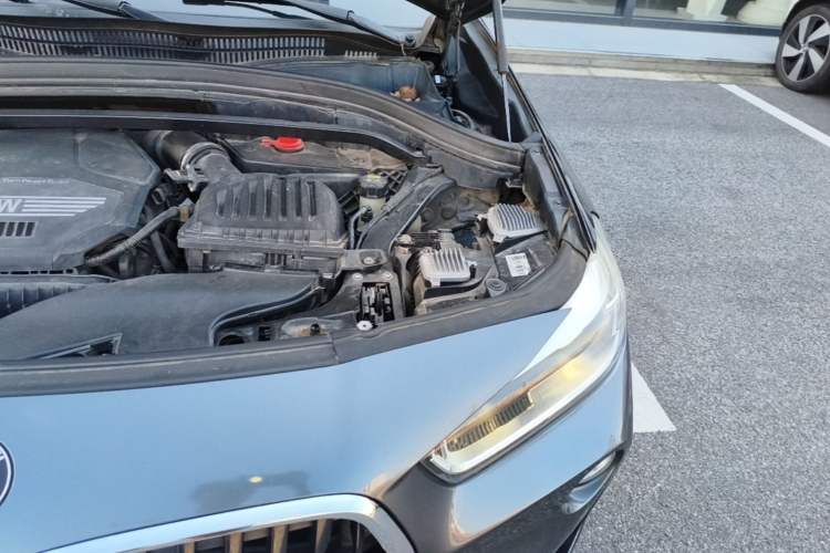Used BMW X2 2019 sDrive20i M Sport Package China VI Emission Standard Engine Bay Left