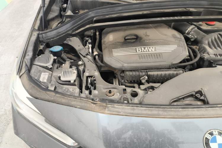 Used BMW X2 2019 sDrive20i M Sport Package China VI Emission Standard Engine Bay Right