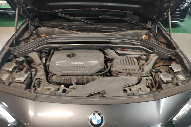 Used BMW X2 2019 xDrive25i M Sport Package China VI Engine Bay