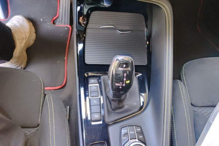 Used BMW X2 2019 xDrive25i M Sport Package China VI Gear Lever