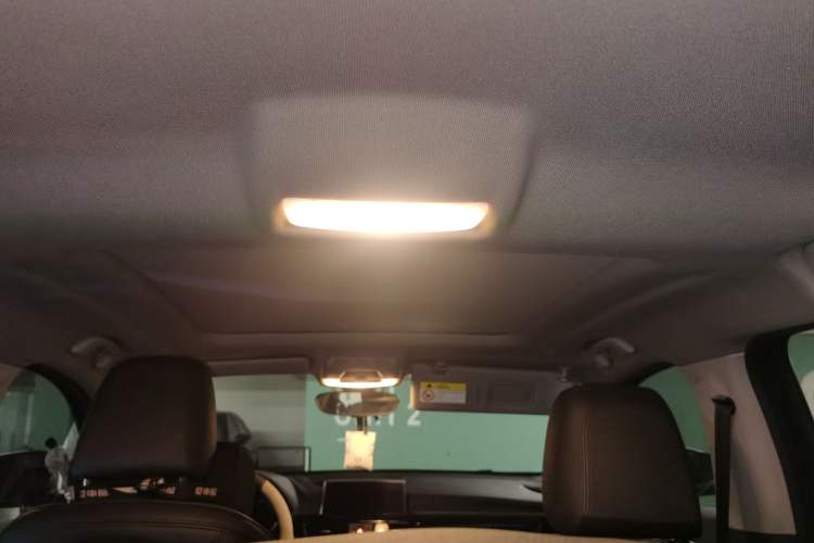 Used BMW X2 2019 sDrive20i M Sport Package China VI Emission Standard Headliner