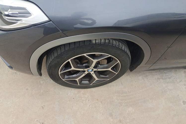 Used BMW X2 2019 sDrive20i M Sport Package China VI Emission Standard Left Front Wheel Hub