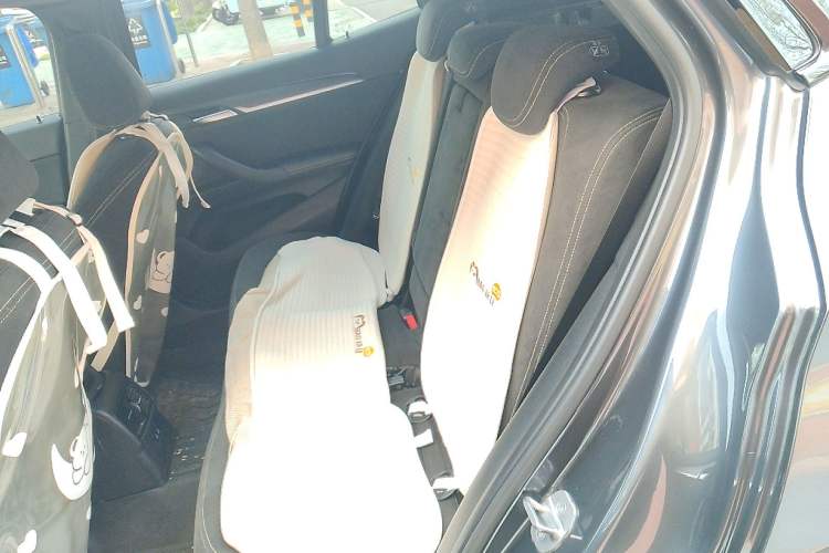 Used BMW X2 2019 xDrive25i M Sport Package China VI Left Rear Seat