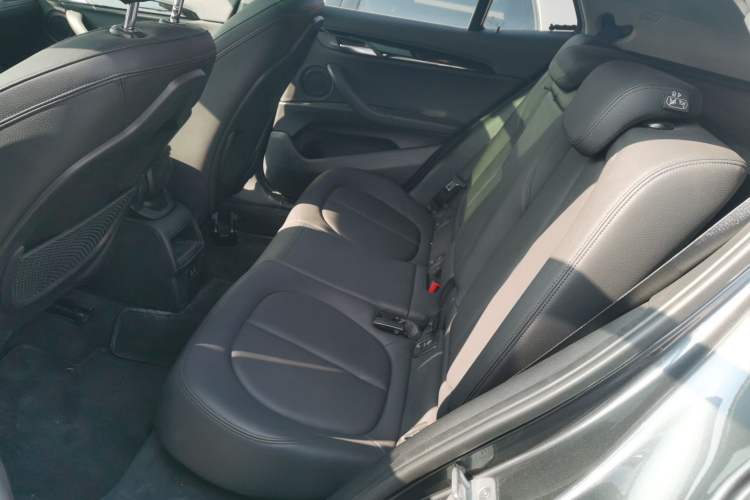 Used BMW X2 2019 sDrive20i M Sport Package China VI Emission Standard Left Rear Seat