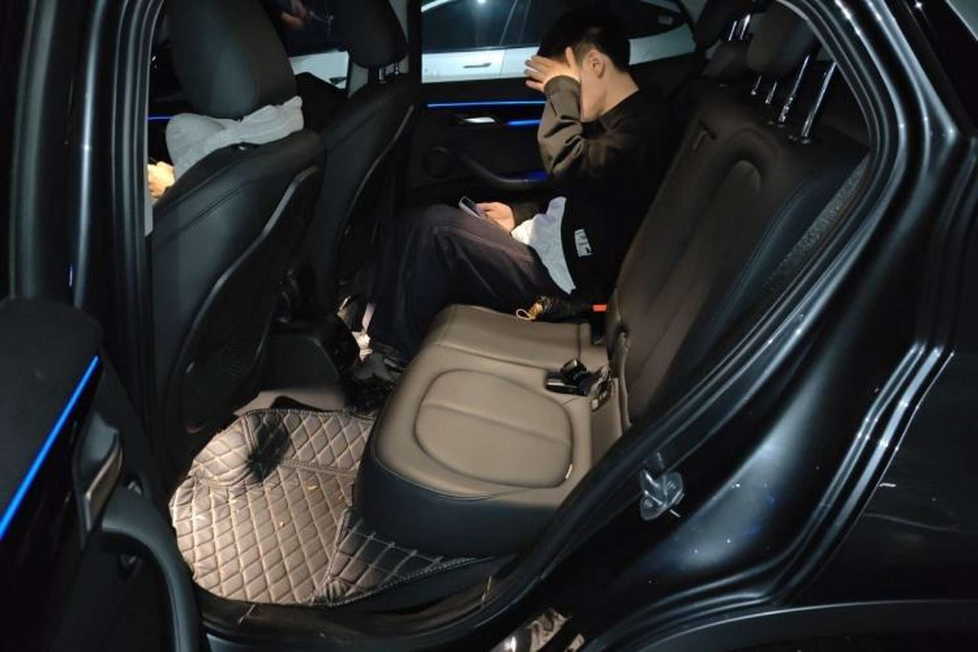 Used BMW X2 2019 sDrive25i Leading Edition M Sport Package China VI Left Rear Seat