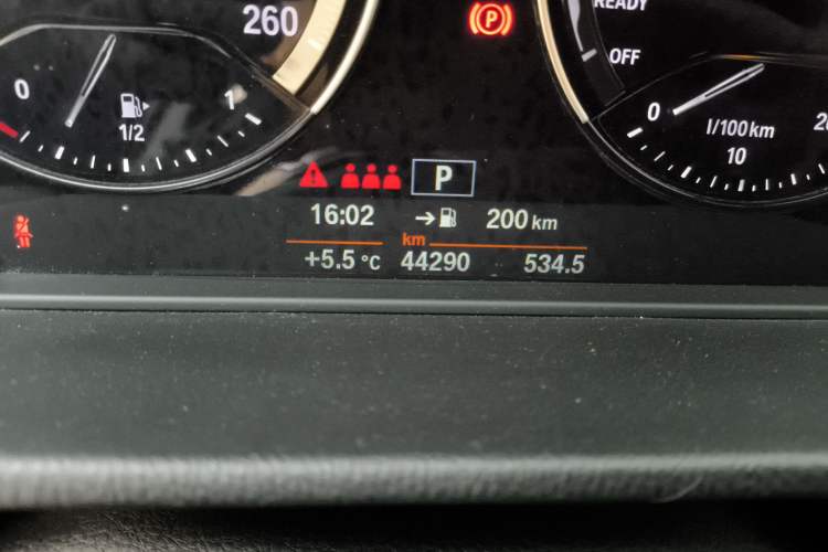 Used BMW X2 2019 sDrive20i M Sport Package China VI Emission Standard Odometer Close Up