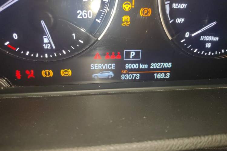 Used BMW X2 2019 sDrive20i M Sport Package China VI Emission Standard Odometer Close Up