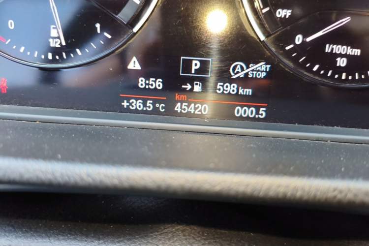 Used BMW X2 2019 sDrive20i M Sport Package China VI Emission Standard Odometer Close Up