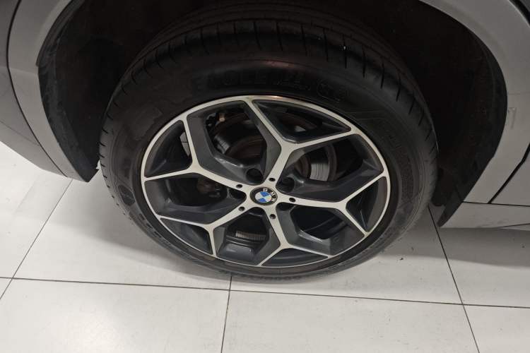Used BMW X2 2019 sDrive20i M Sport Package China VI Emission Standard Right Rear Wheel Hub