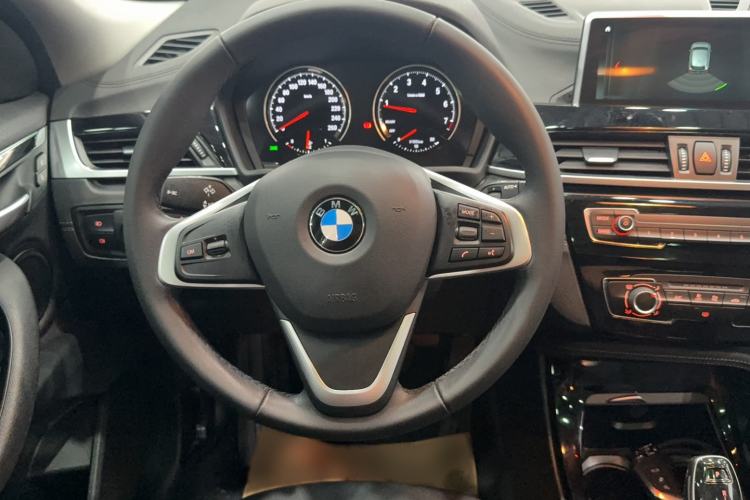 Used BMW X2 2019 sDrive20i M Sport Package China VI Emission Standard Steering Wheel