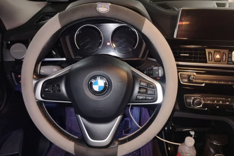 Used BMW X2 2019 sDrive20i M Sport Package China VI Emission Standard Steering Wheel