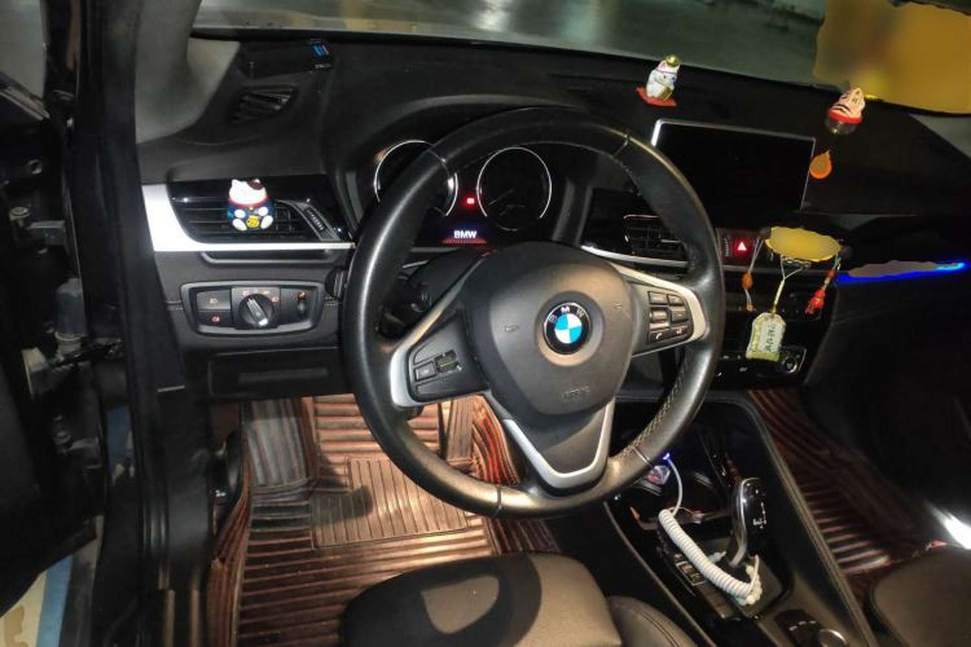 Used BMW X2 2019 sDrive25i Leading Edition M Sport Package China VI Steering Wheel
