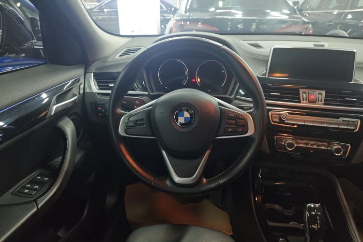 Used BMW X2 2019 sDrive20i M Sport Package China VI Emission Standard Steering Wheel