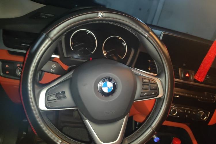 Used BMW X2 2019 sDrive20i M Sport Package China VI Emission Standard Steering Wheel