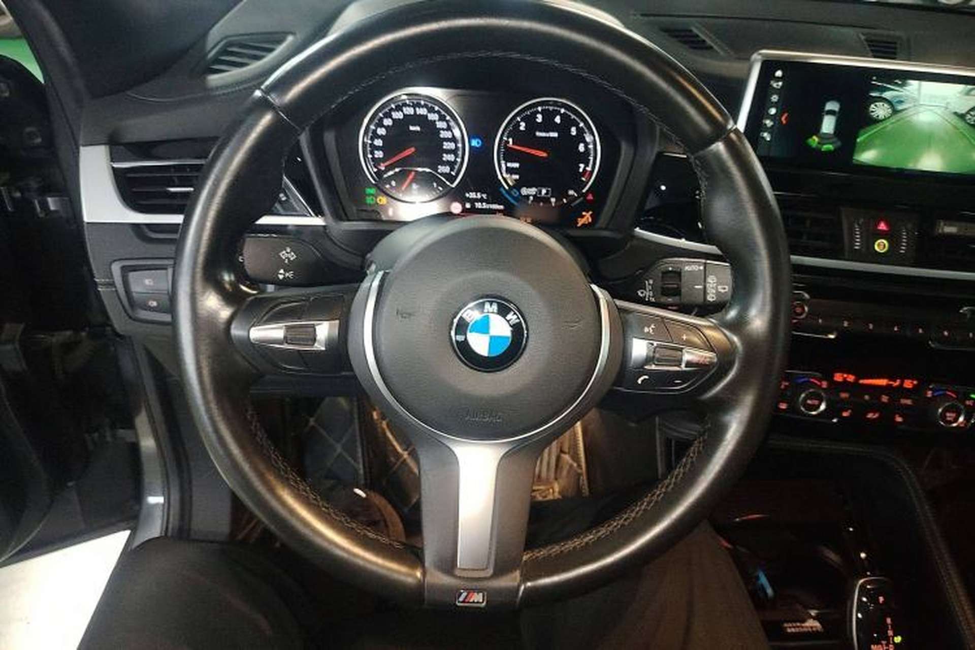 Used BMW X2 2019 xDrive25i M Sport Package China VI Steering Wheel