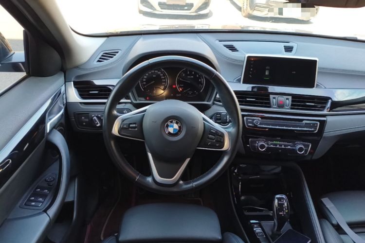 Used BMW X2 2019 sDrive20i M Sport Package China VI Emission Standard Steering Wheel