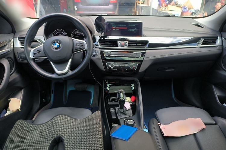 Used BMW X2 2019 sDrive20i M Sport Package China VI Emission Standard Center Console