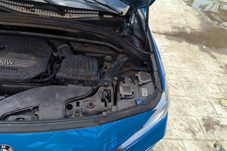 Used BMW X2 2019 sDrive20i M Sport Package China VI Emission Standard Engine Bay Left