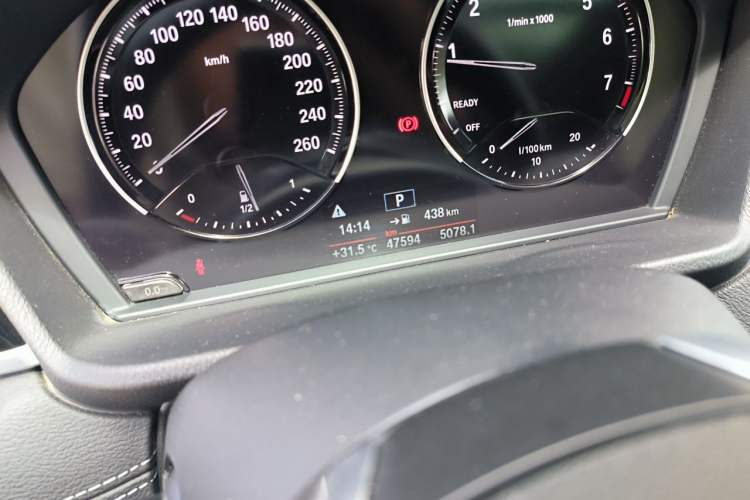 Used BMW X2 2019 sDrive20i M Sport Package China VI Emission Standard Odometer Close Up